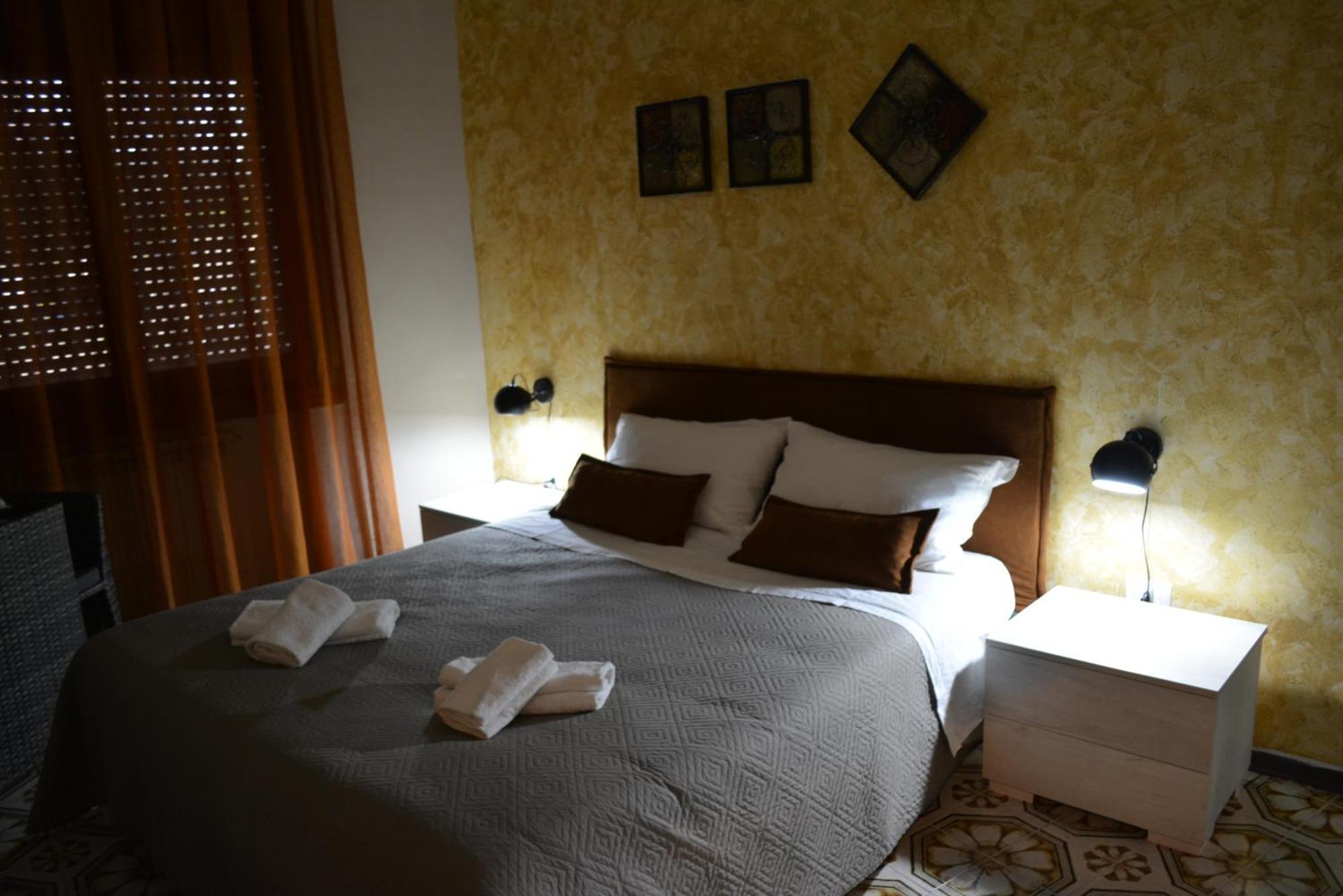 Bed and Breakfast Mario'S House Napoli Esterno foto