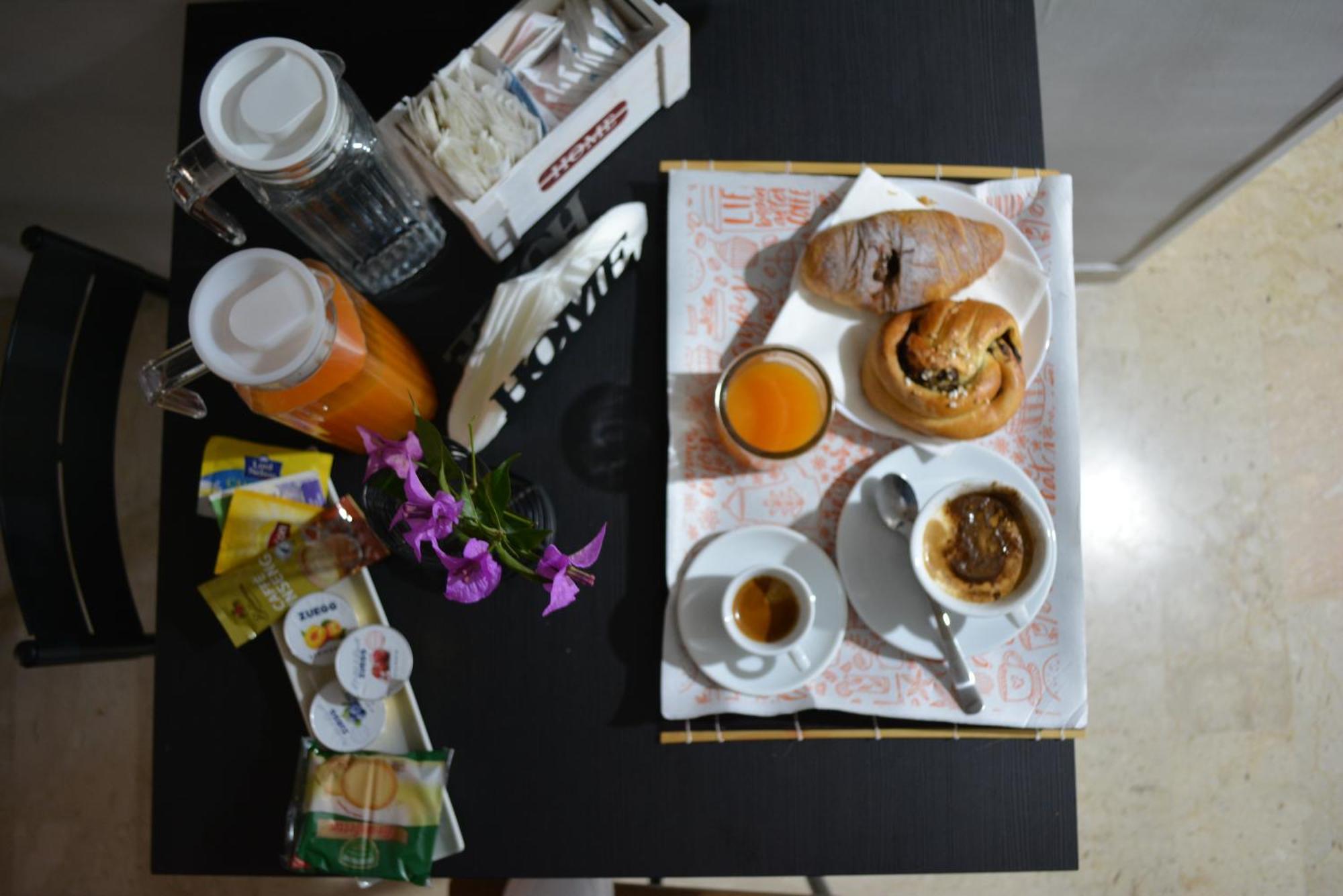 Bed and Breakfast Mario'S House Napoli Esterno foto